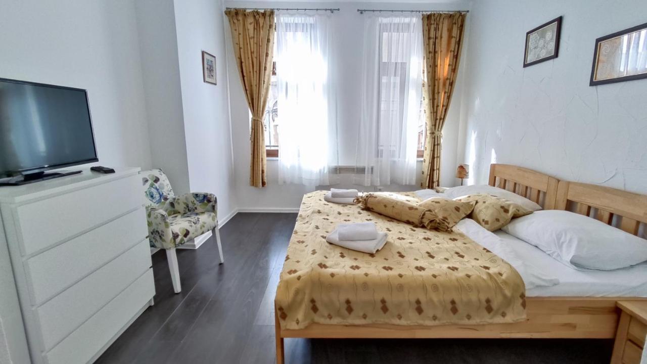 Apartments Protin Sokak Сараєво Екстер'єр фото